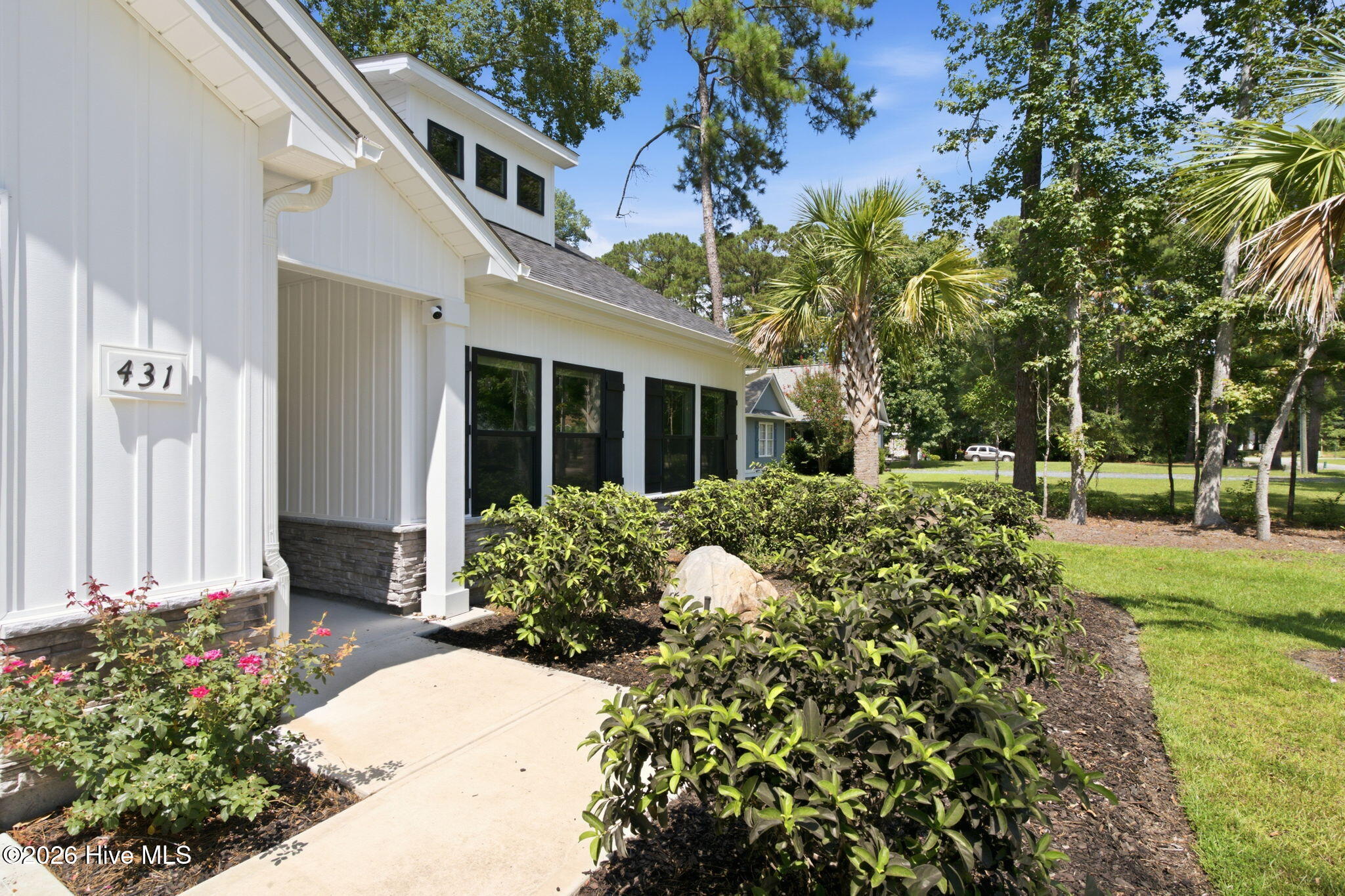 431 Sandlewood Drive NW