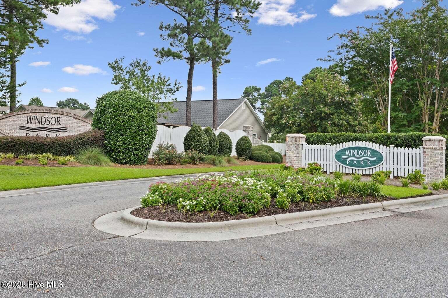 1074 Bridgeport Way