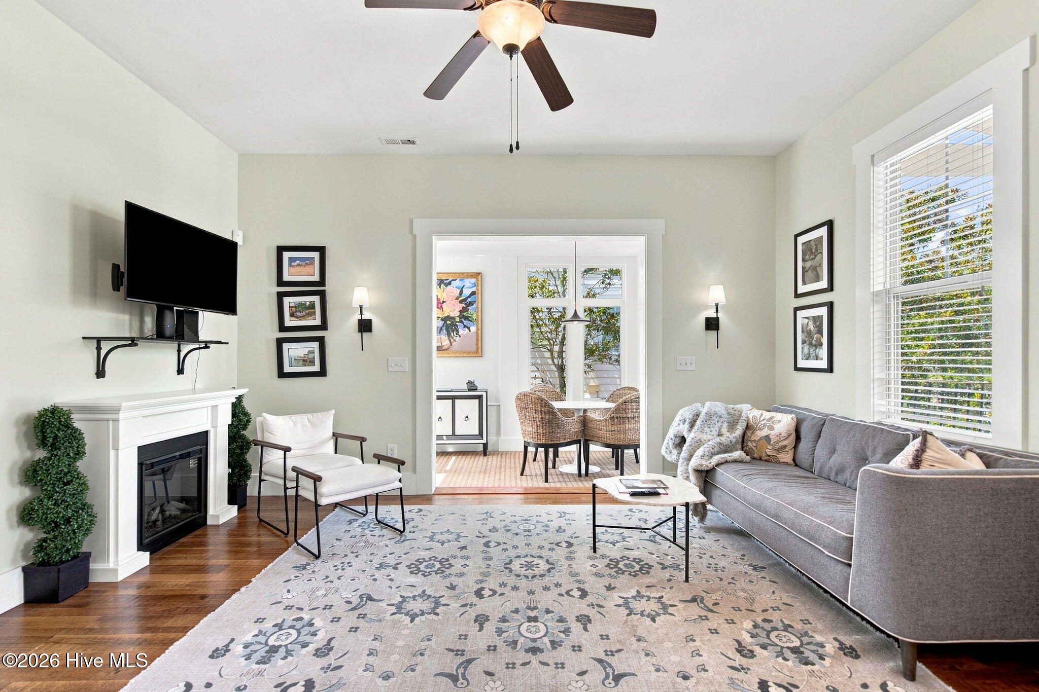 807 Meadowsweet Lane