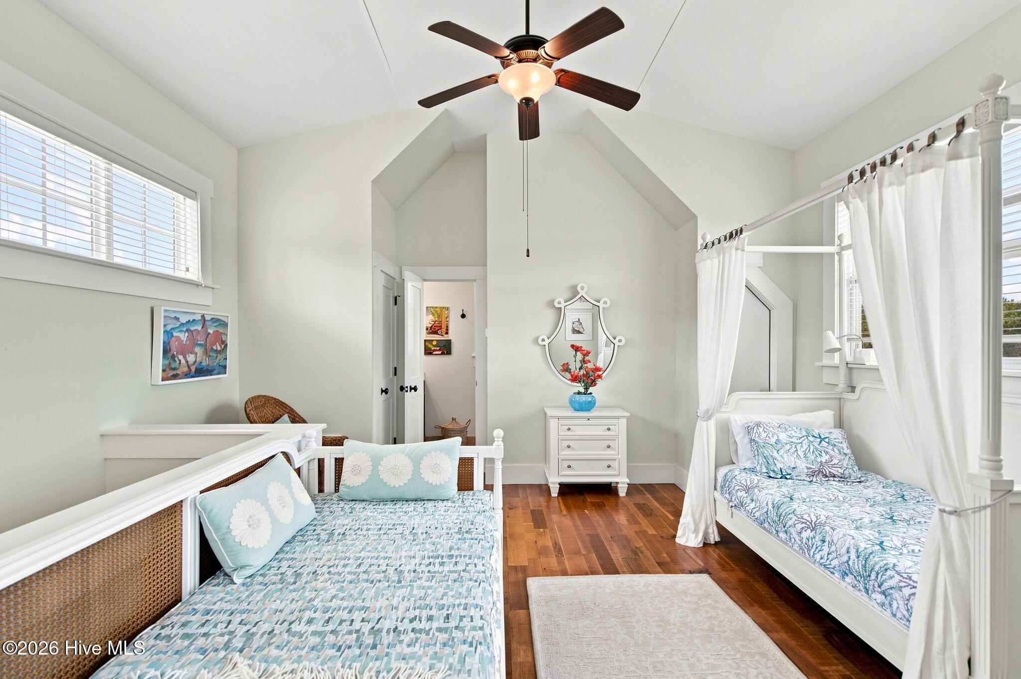 807 Meadowsweet Lane