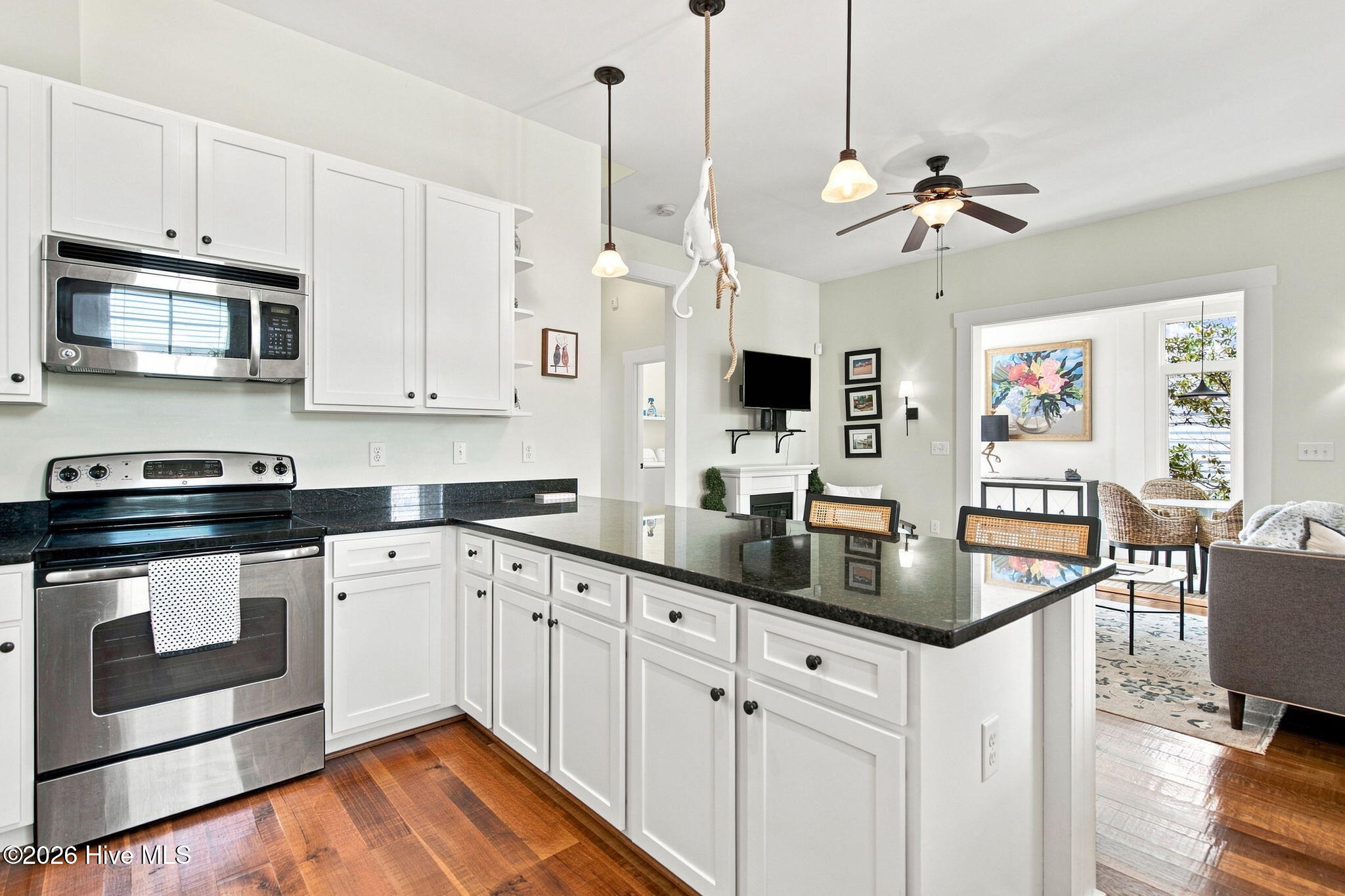 807 Meadowsweet Lane