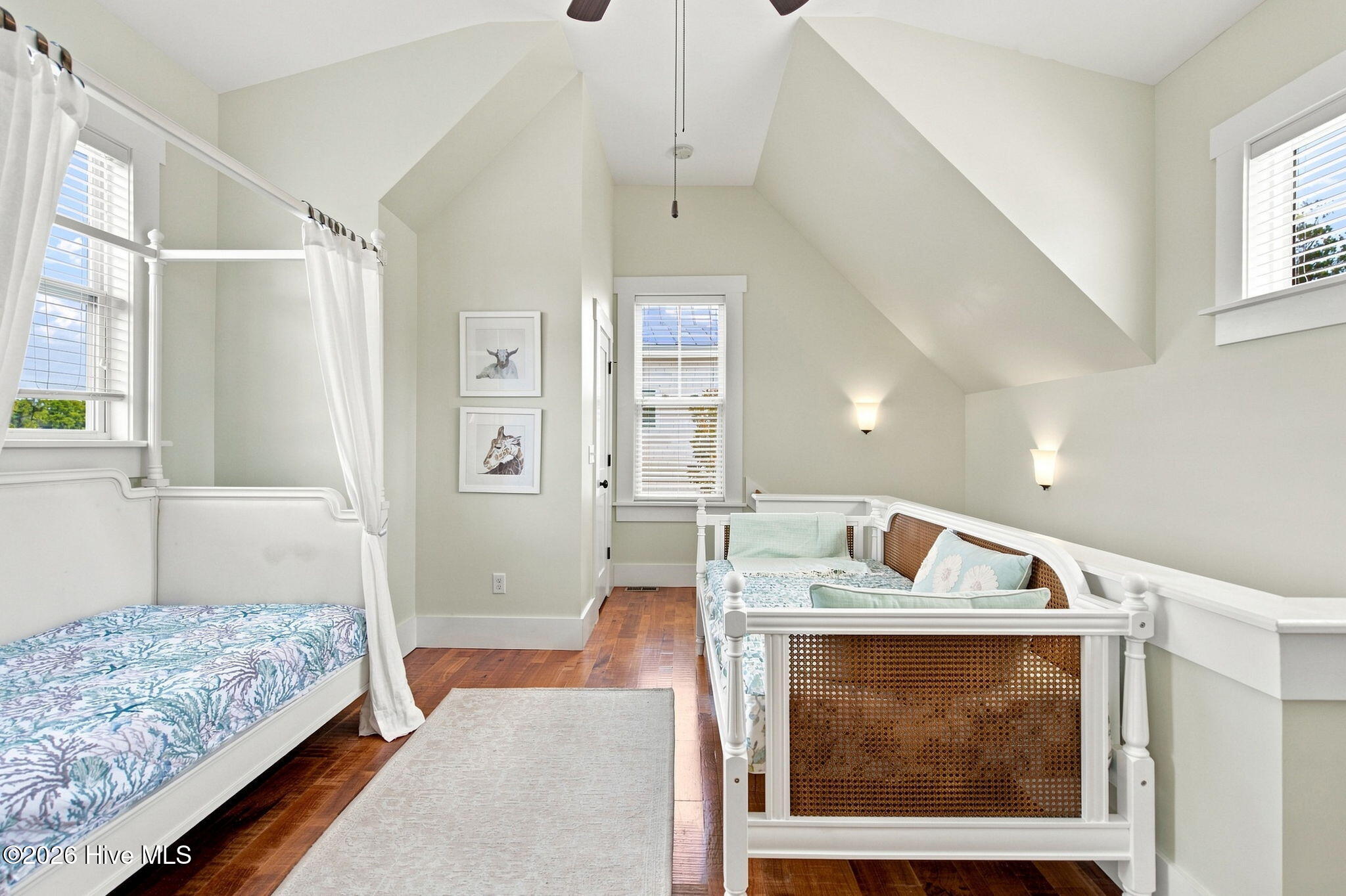 807 Meadowsweet Lane