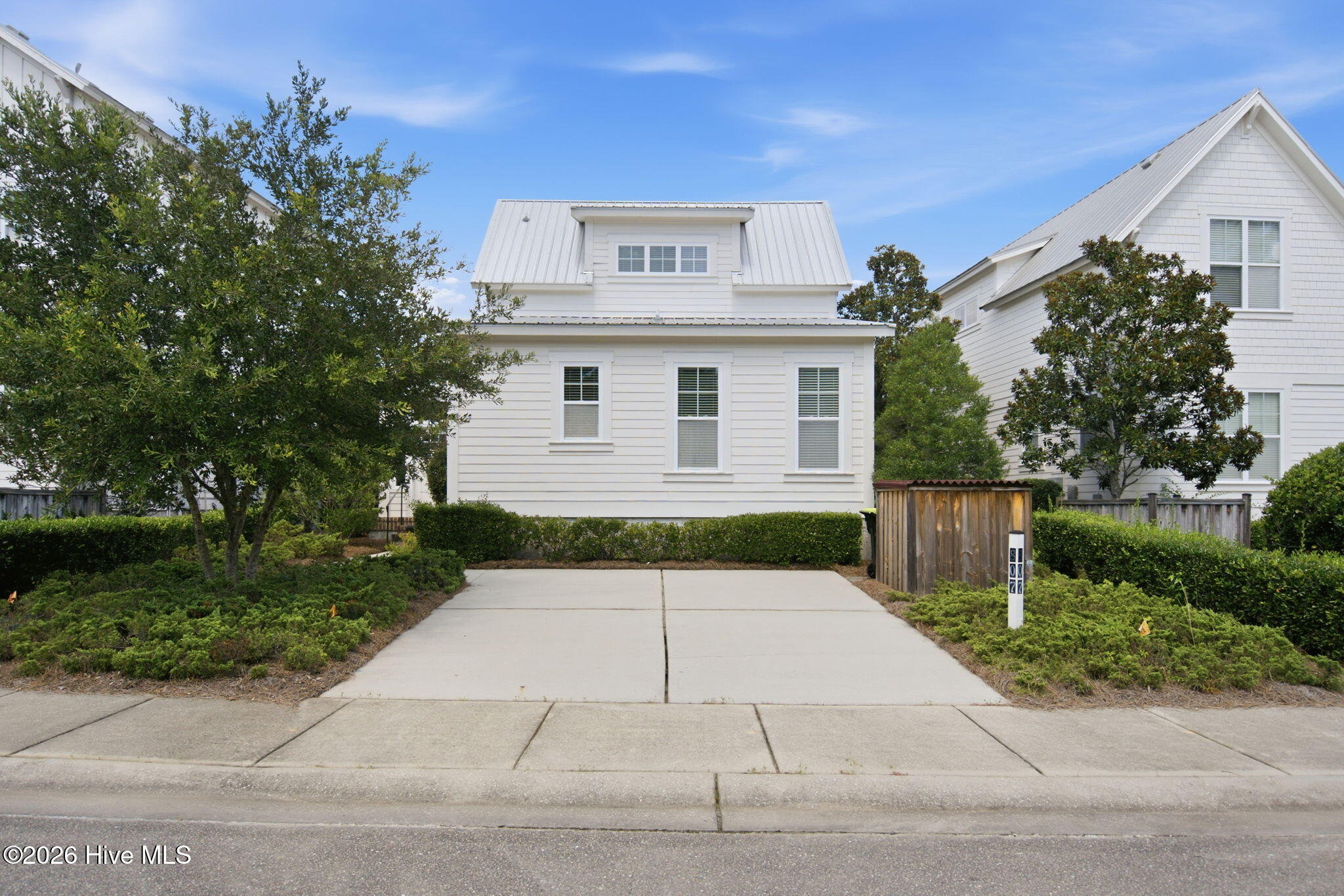 807 Meadowsweet Lane