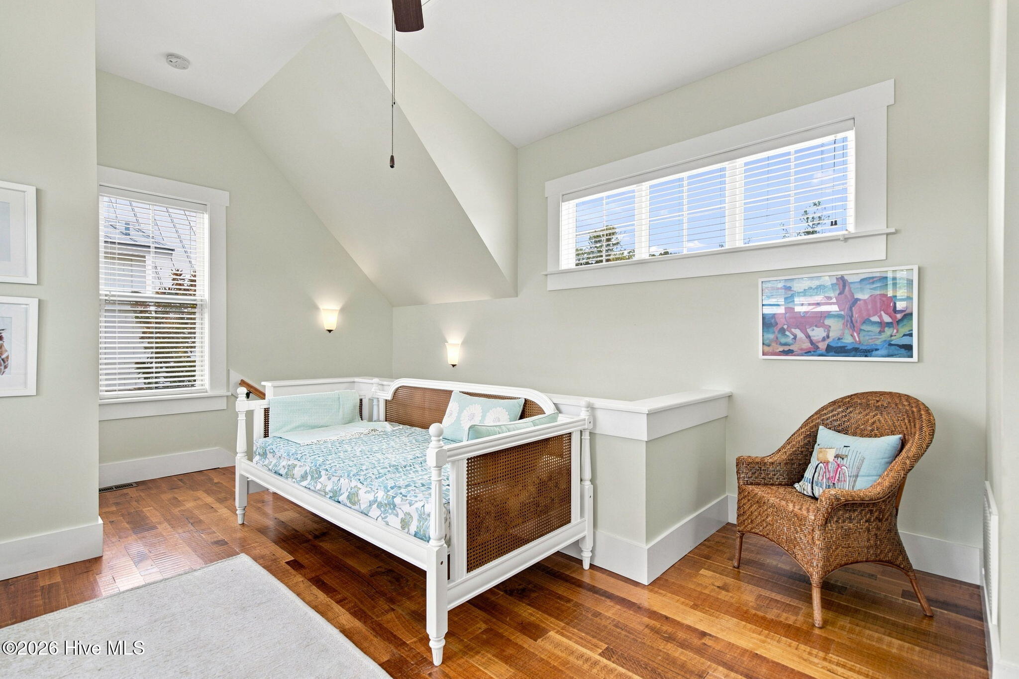 807 Meadowsweet Lane