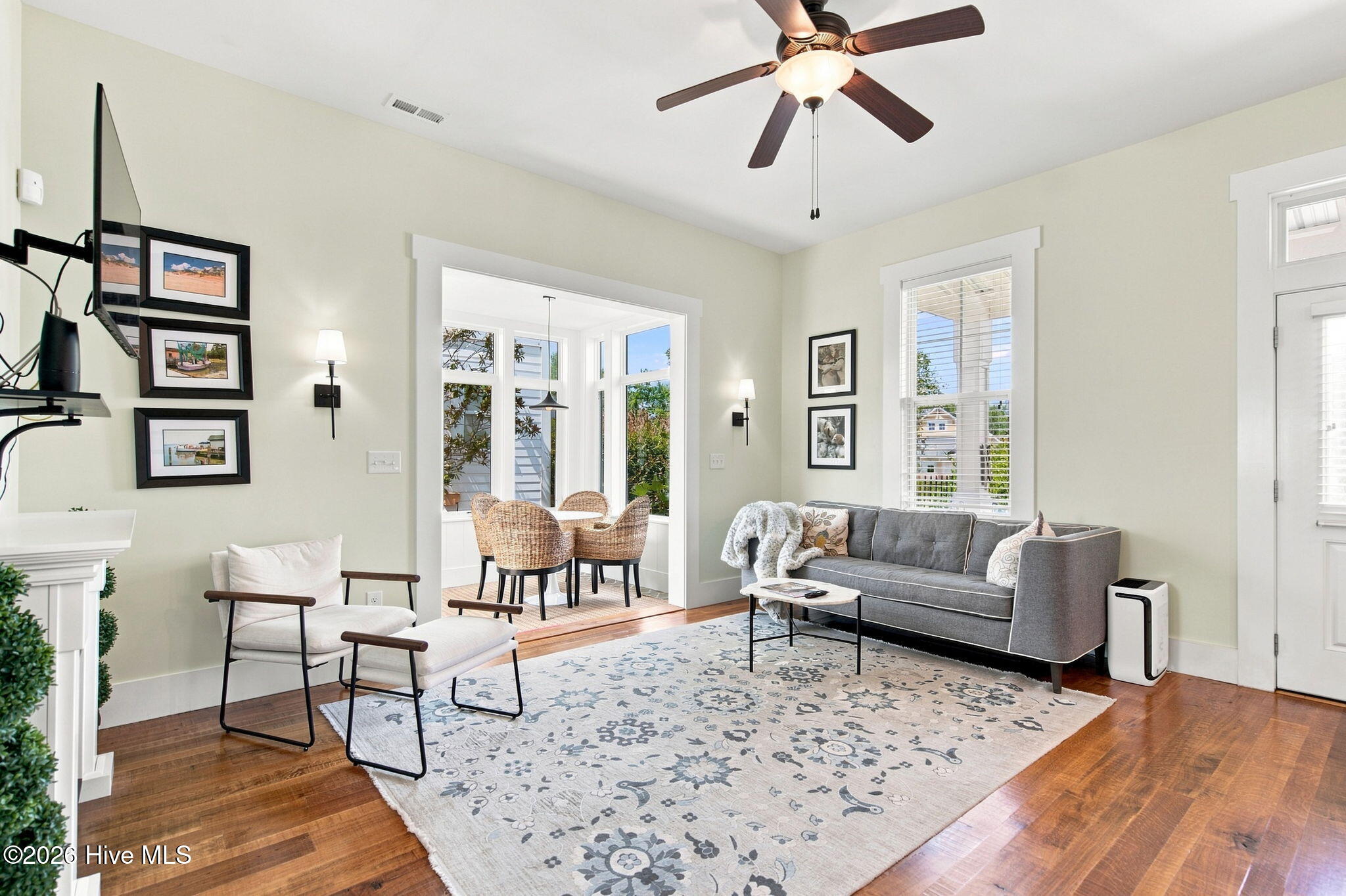 807 Meadowsweet Lane