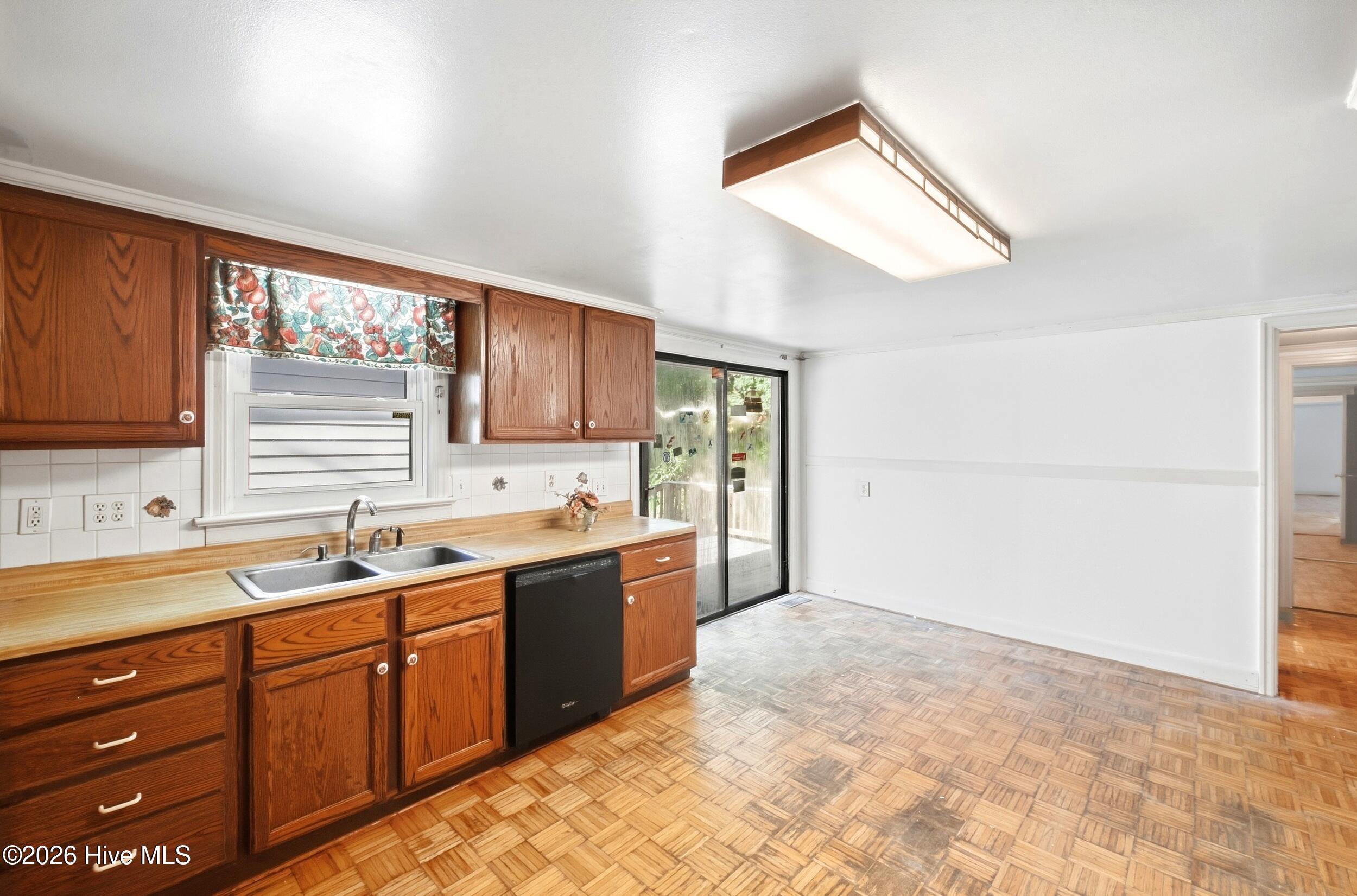 5706 Camellia Lane