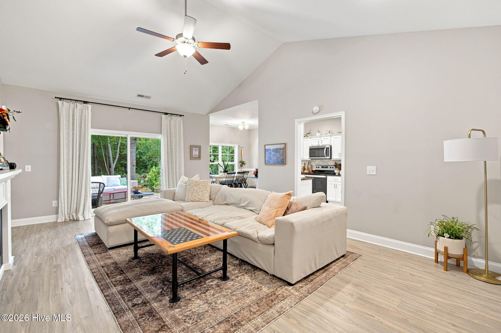 380 Southbend Court NE
