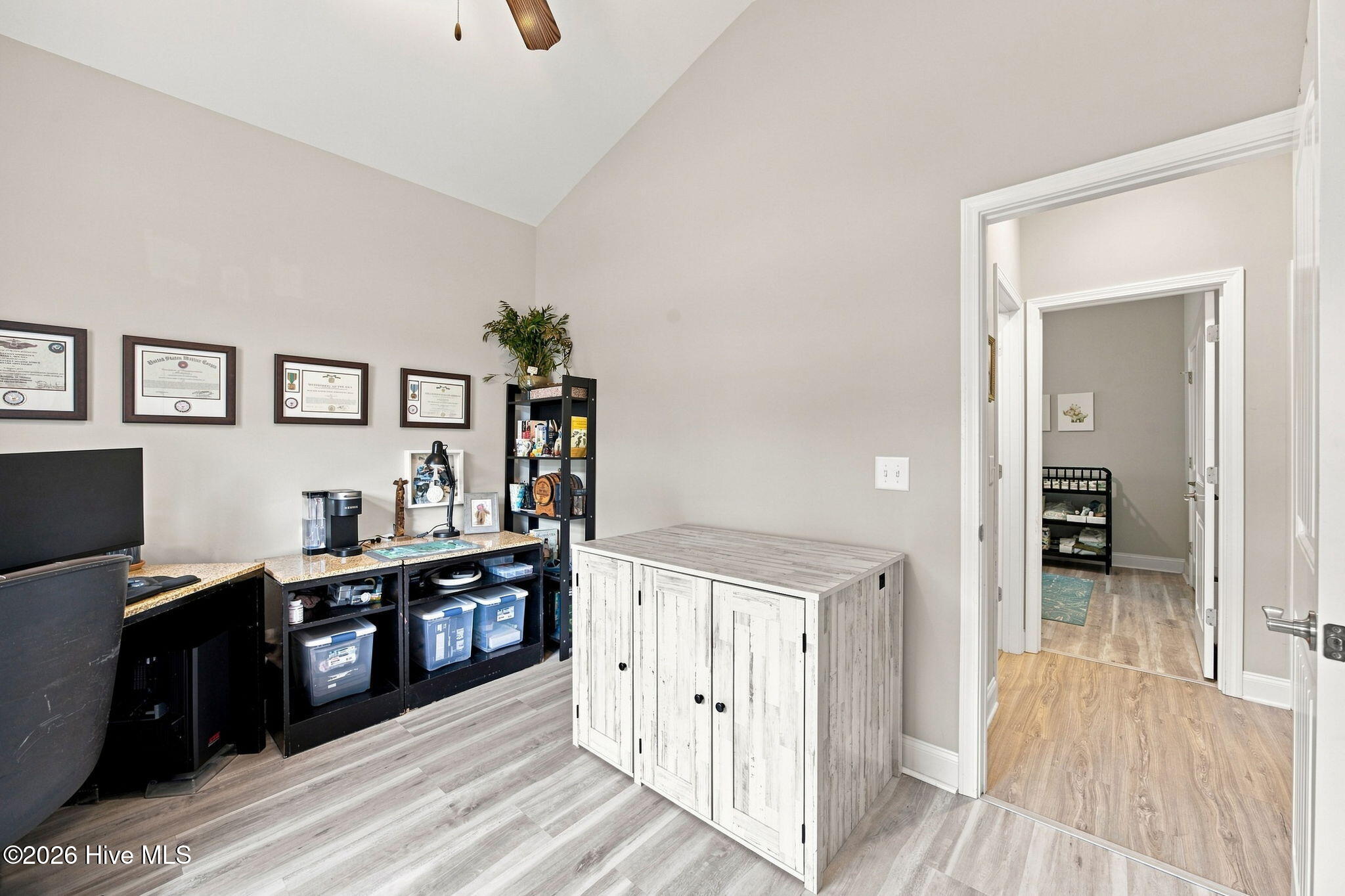 380 Southbend Court NE