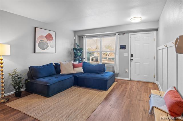 1952 Oakcrest Circle Unit: 5