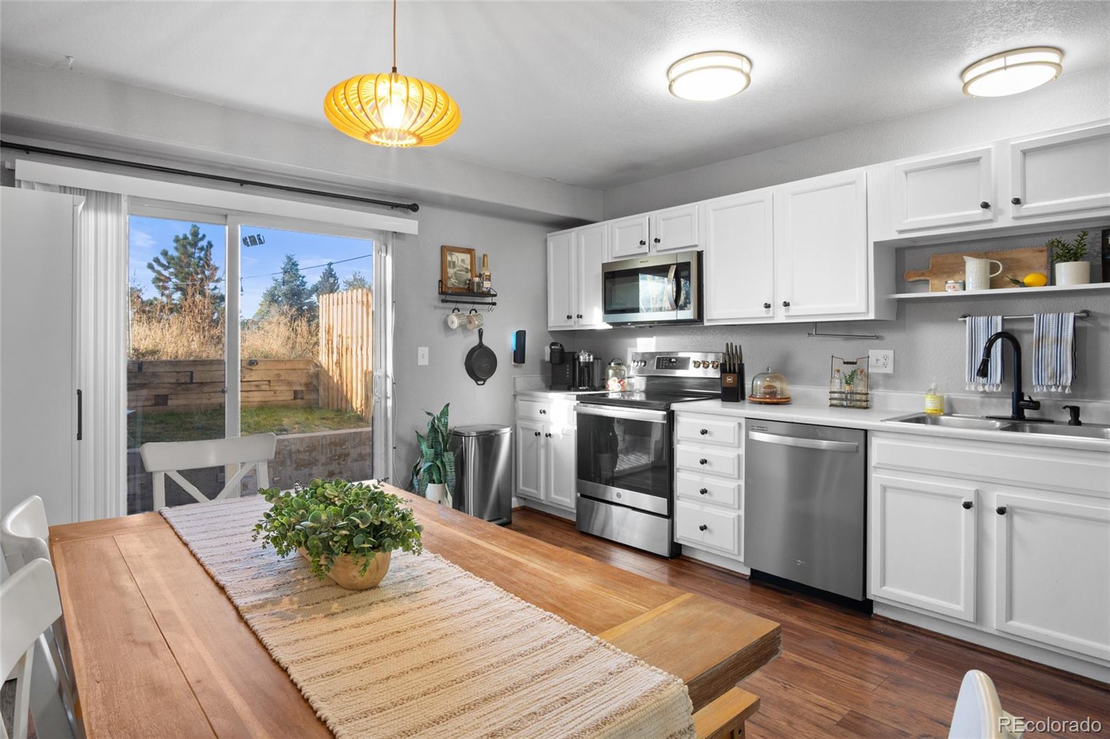 1952 Oakcrest Circle Unit: 5