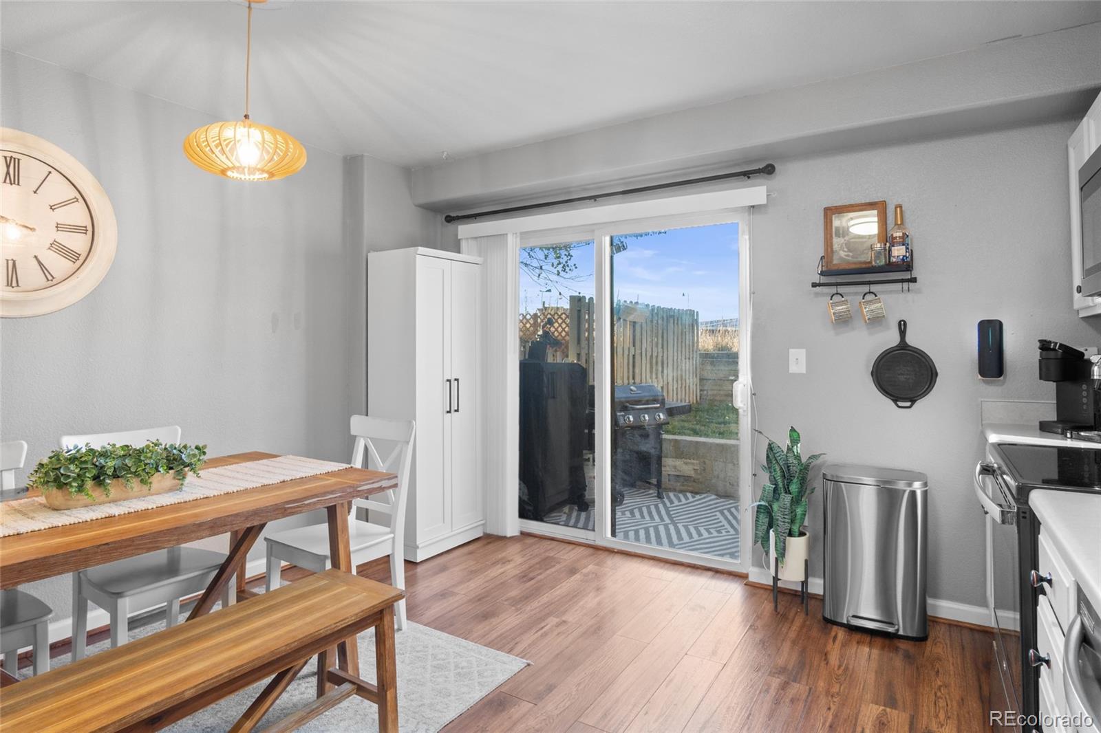 1952 Oakcrest Circle Unit: 5