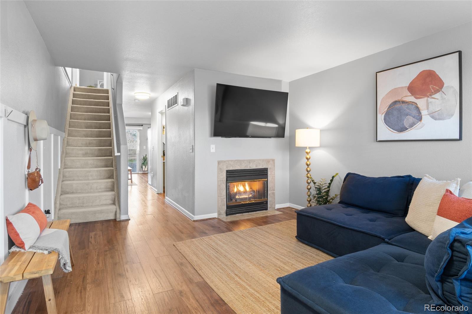 1952 Oakcrest Circle Unit: 5