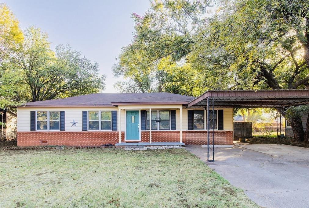 1124 SHEPPARD ROAD