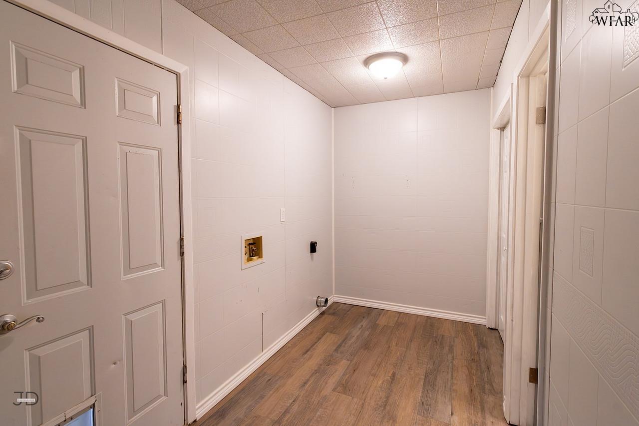 1124 SHEPPARD ROAD