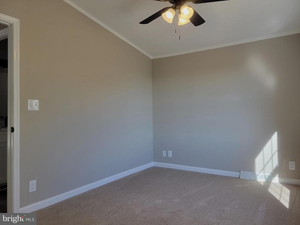 257 THREE SQUARE HOLLOW ROAD