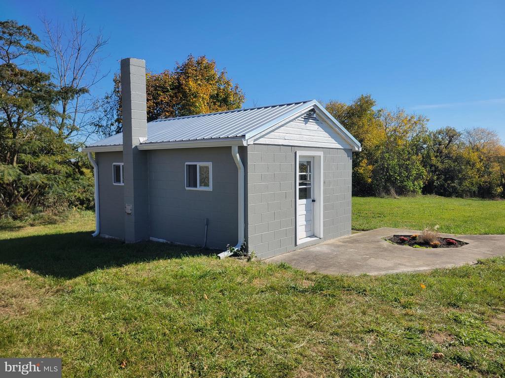 257 THREE SQUARE HOLLOW ROAD