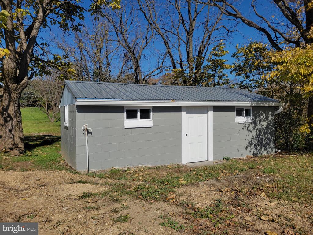 257 THREE SQUARE HOLLOW ROAD