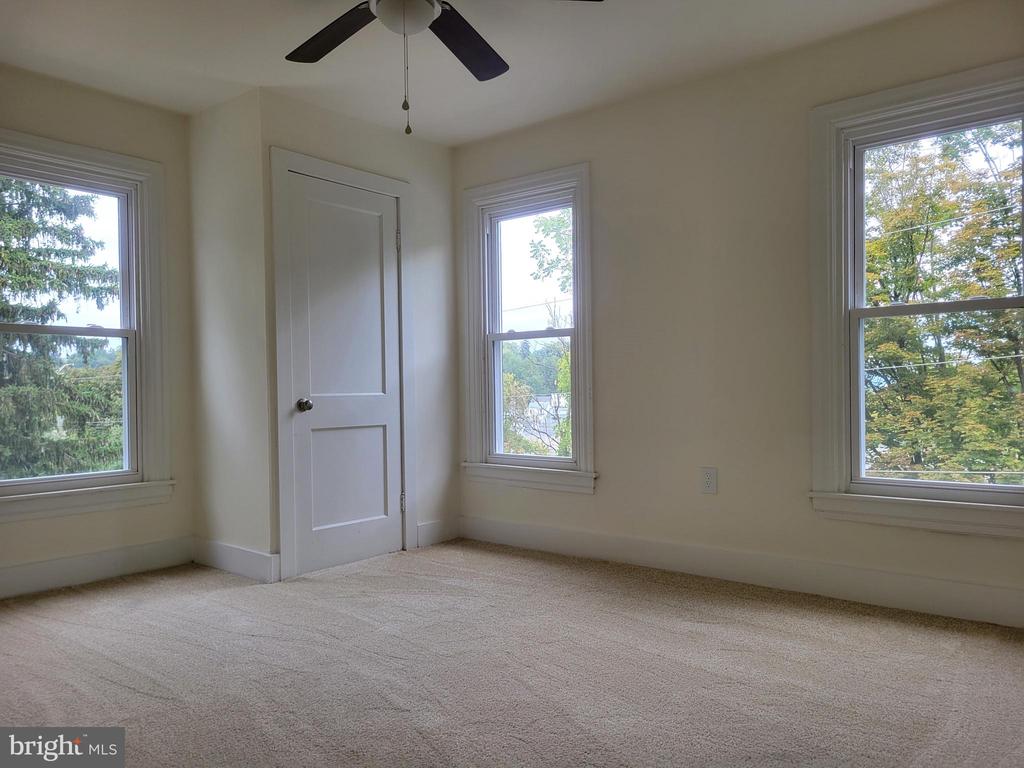 1302 4TH STREET