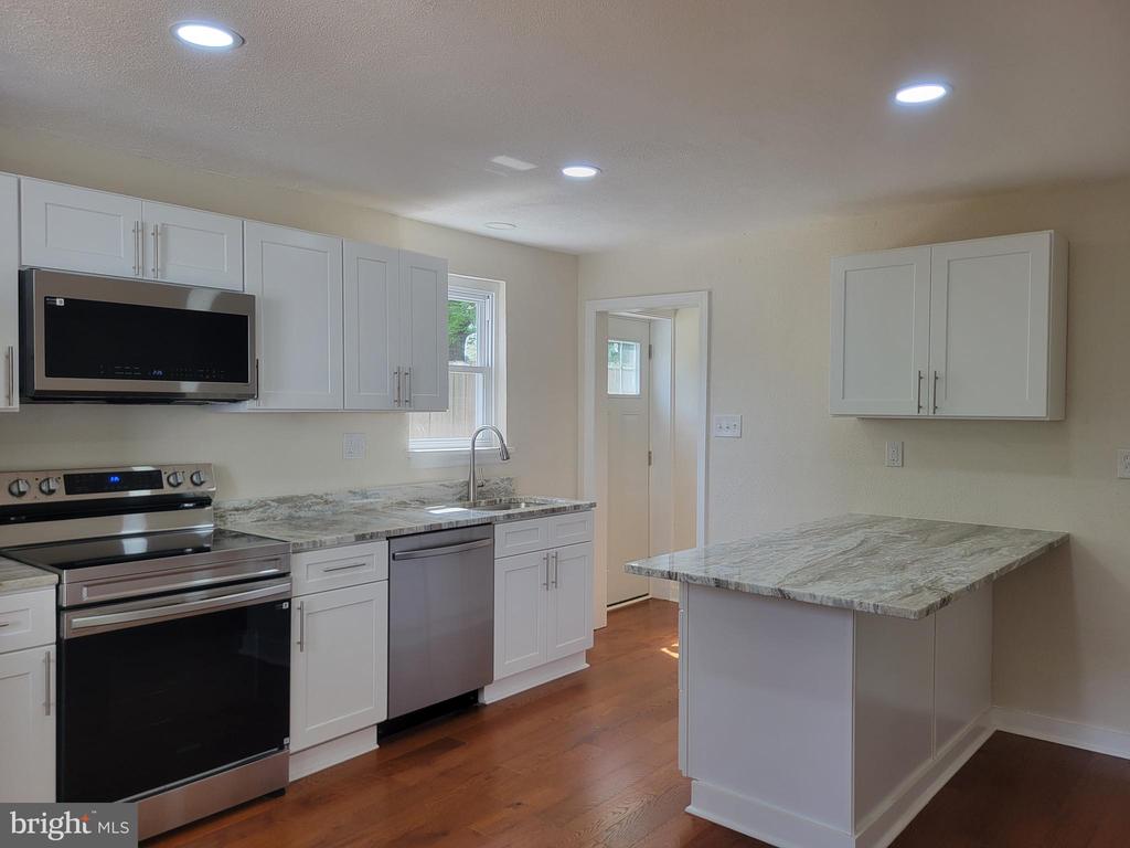1333 BRANDT AVENUE