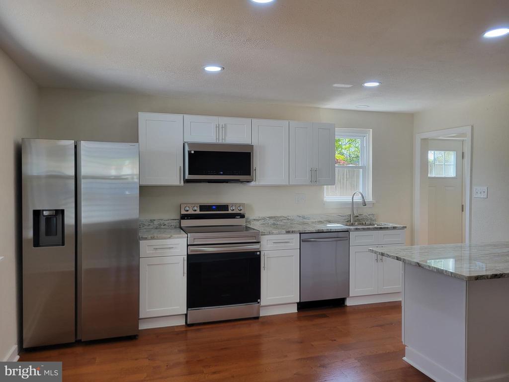 1333 BRANDT AVENUE