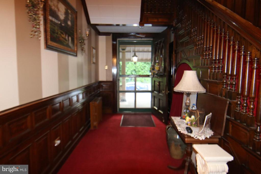 112 N HARRISBURG STREET