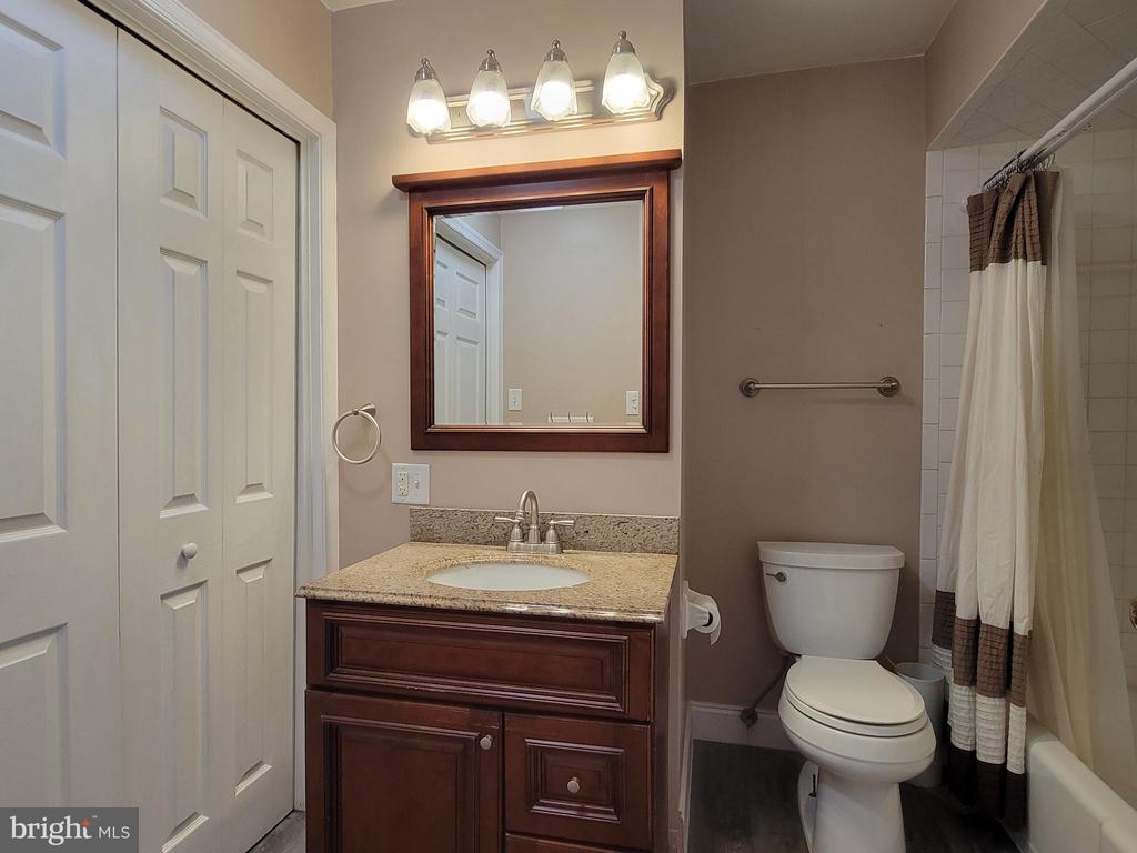 1114 WHITEHALL DRIVE