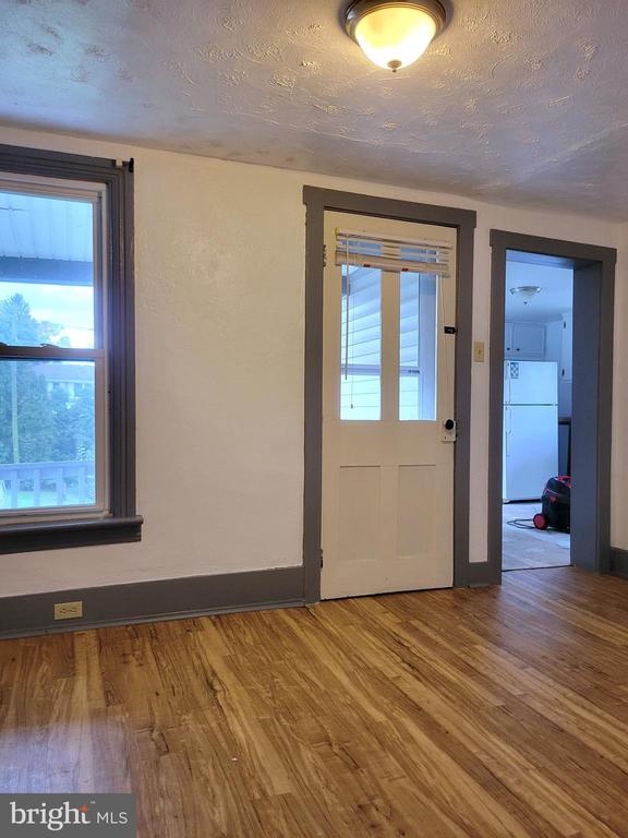609 W 2ND STREET