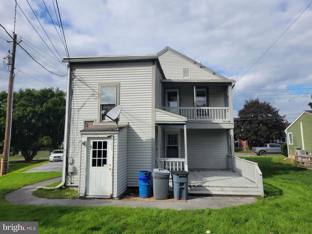 609 W 2ND STREET