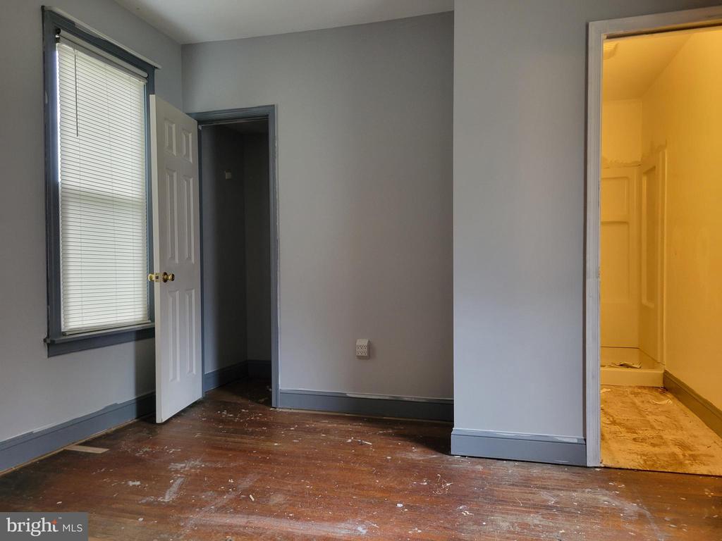 609 W 2ND STREET
