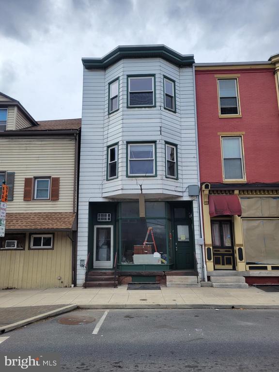 219 S. UNION STREET
