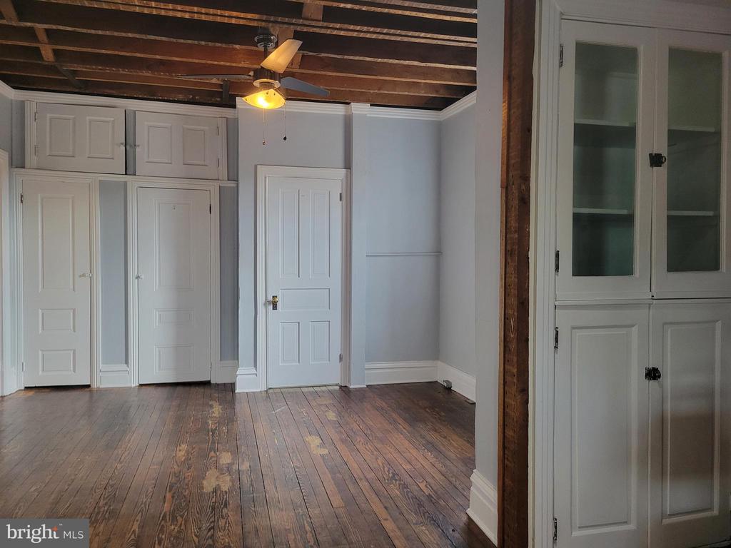 219 S. UNION STREET