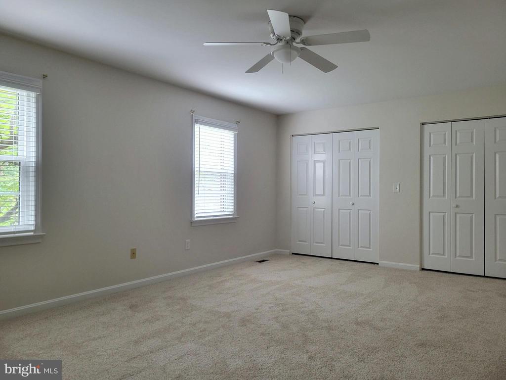 589 LOVELL COURT
