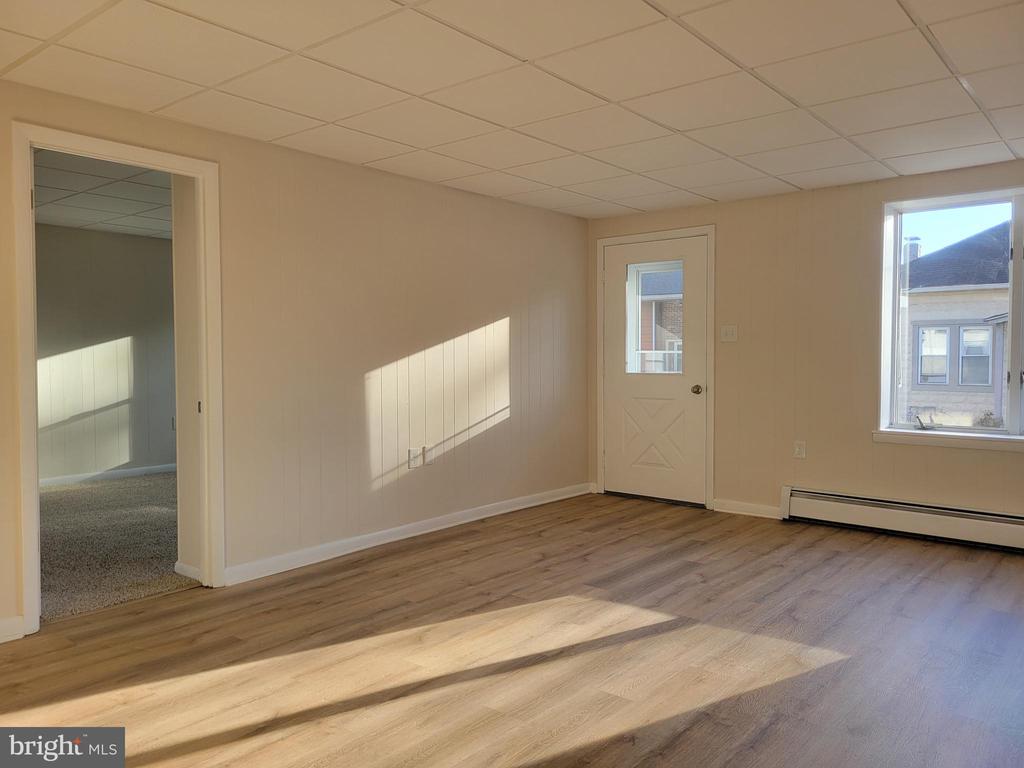 317 S 4TH STREET