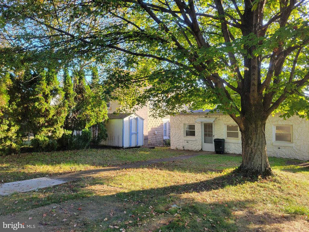317 S 4TH STREET