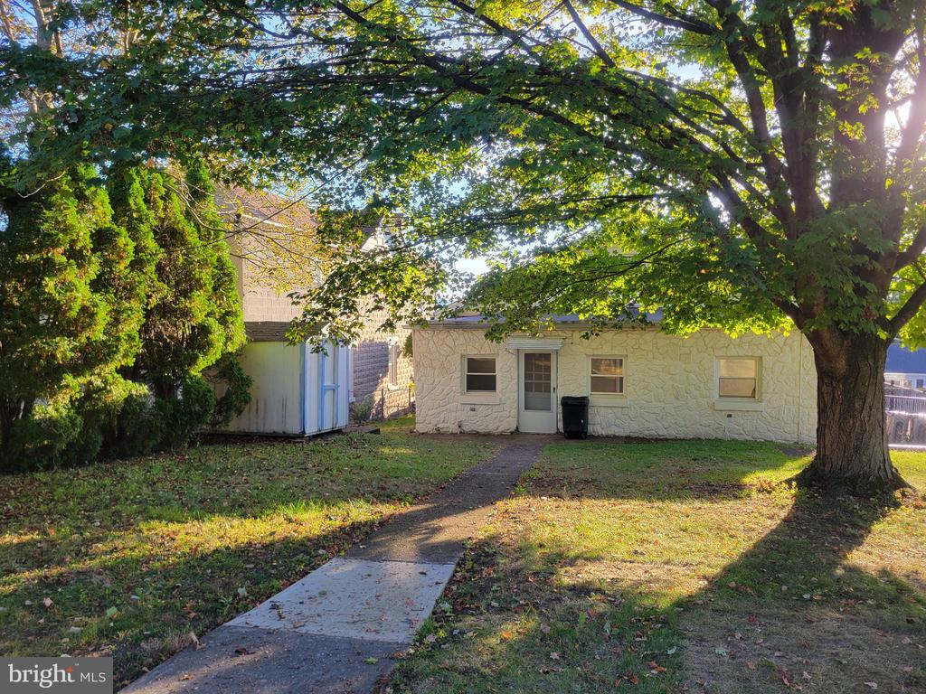 317 S 4TH STREET