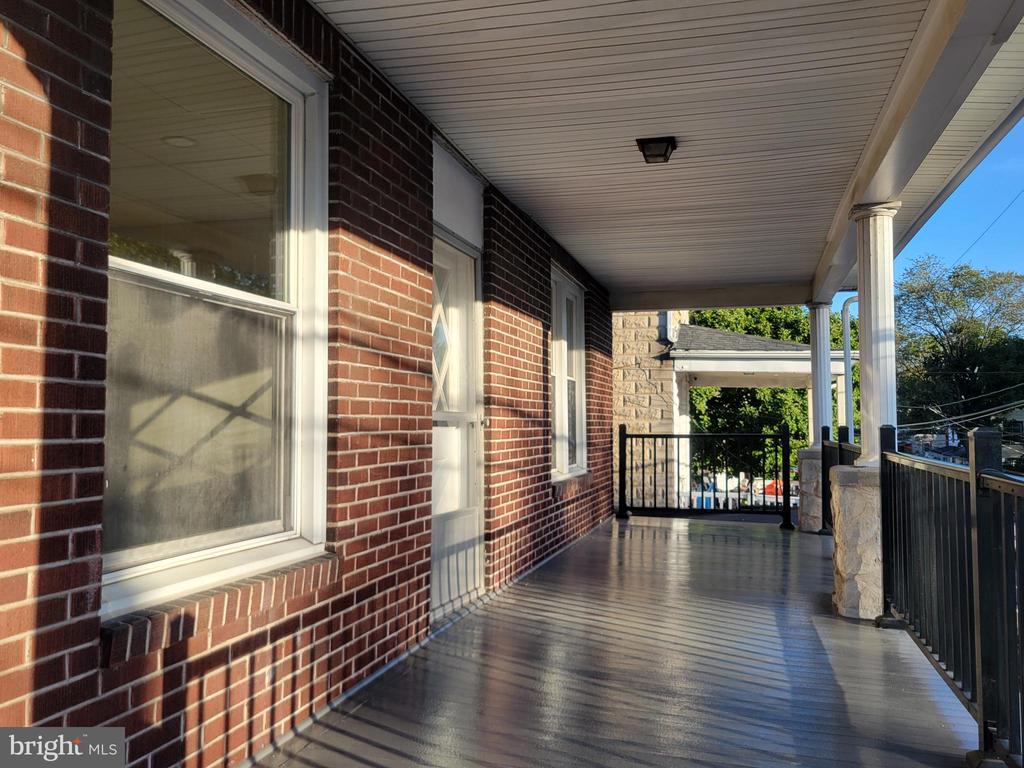 317 S 4TH STREET