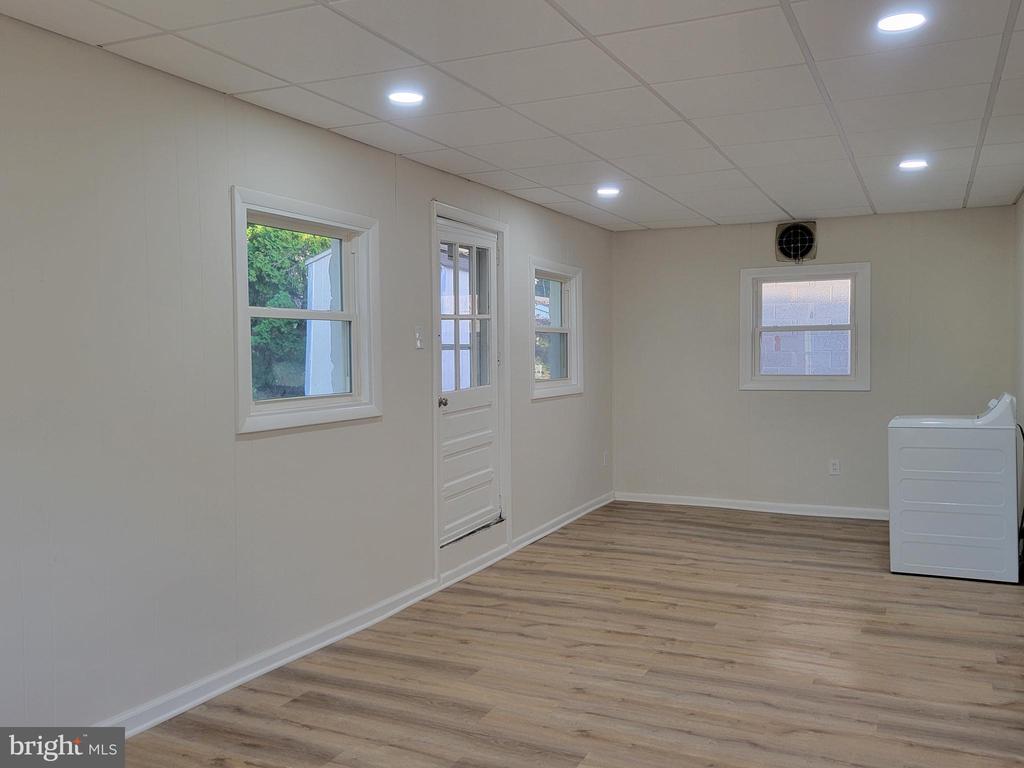 317 S 4TH STREET