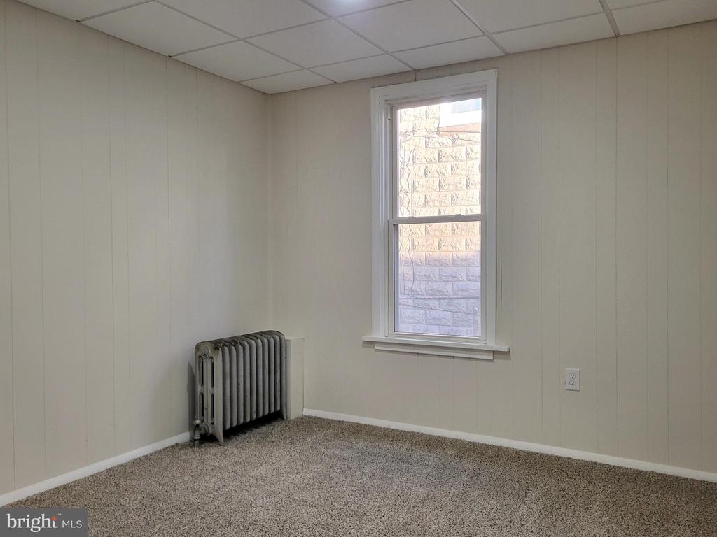 317 S 4TH STREET