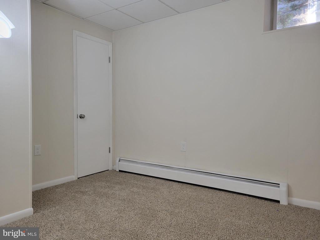 317 S 4TH STREET
