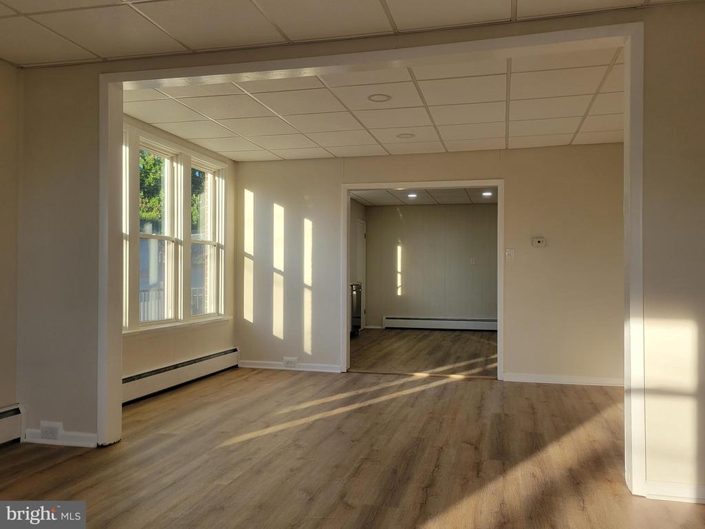 317 S 4TH STREET