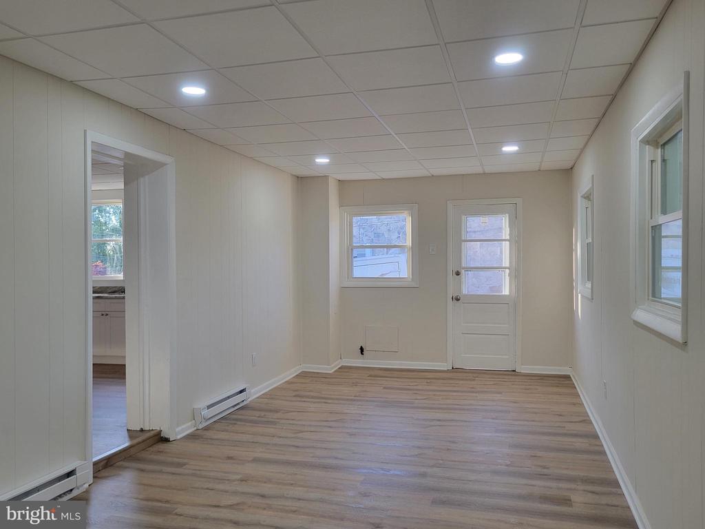 317 S 4TH STREET