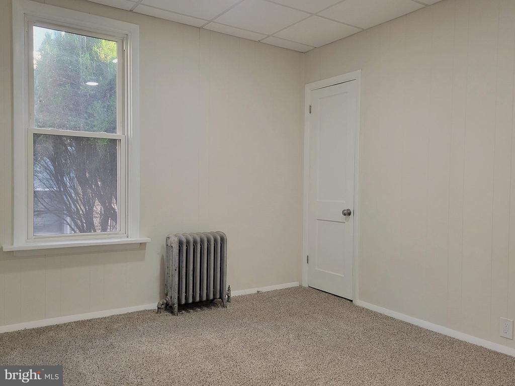 317 S 4TH STREET