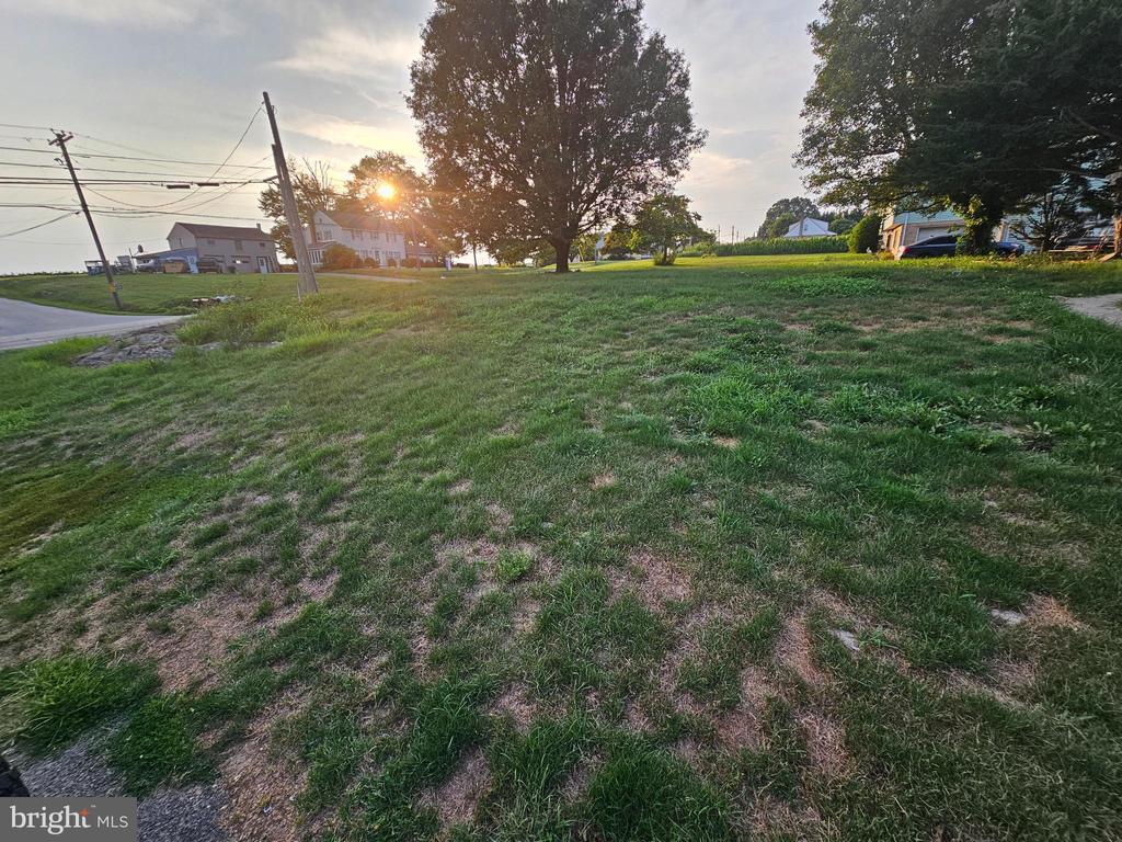 1739 BEAVER VALLEY PIKE
