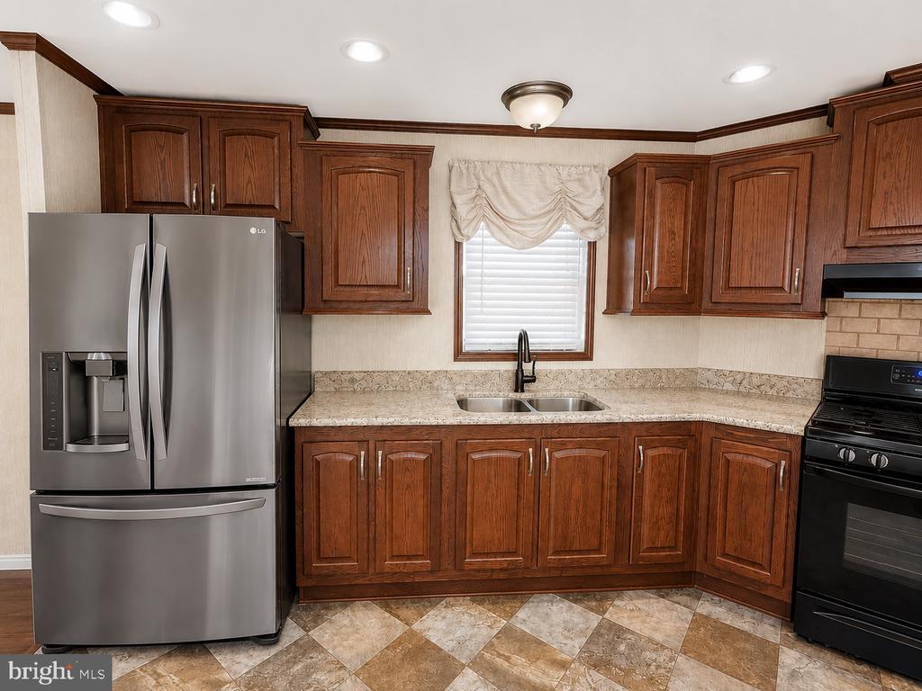 475 WABASH ROAD Unit: 37