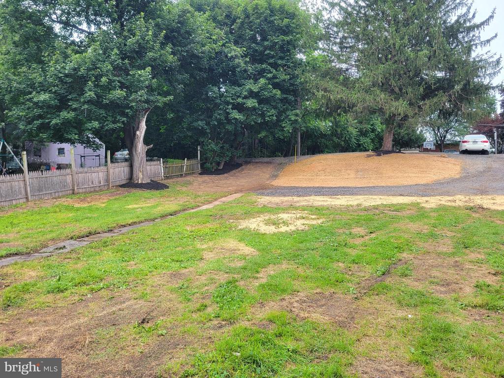 1211 MONTOUR ROAD