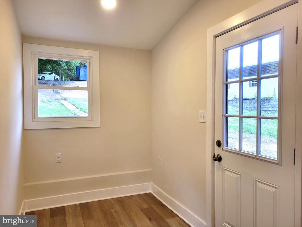 1211 MONTOUR ROAD