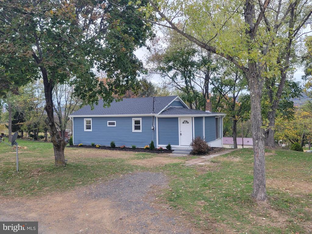 40 SMITH ROAD