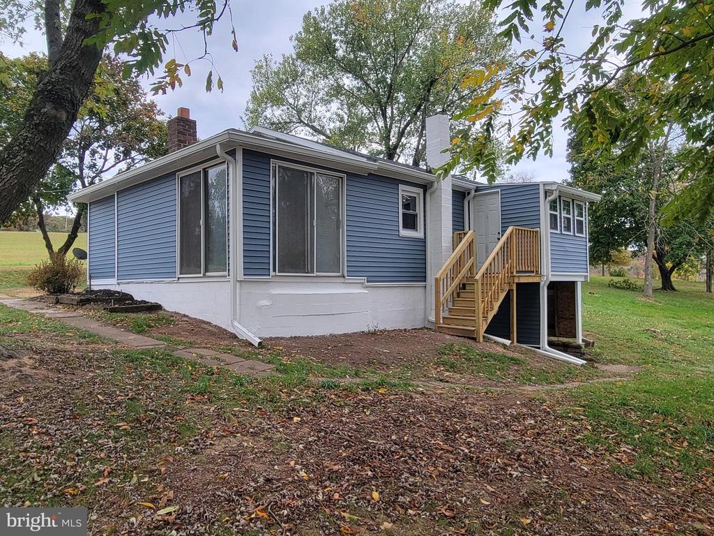 40 SMITH ROAD