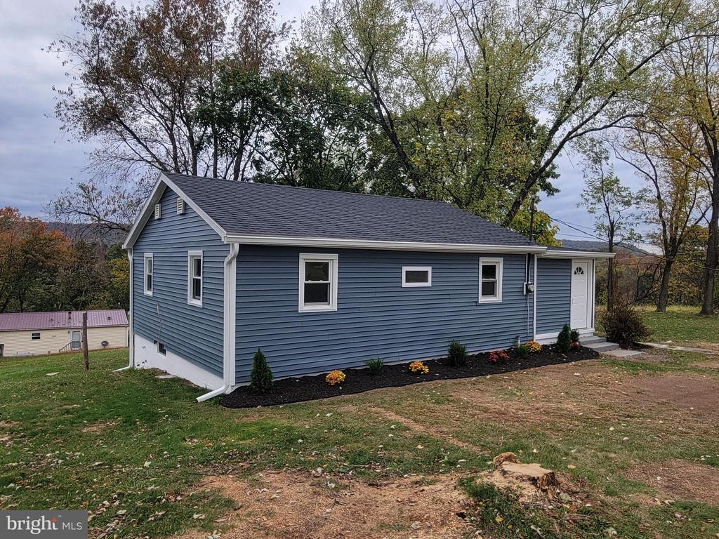 40 SMITH ROAD