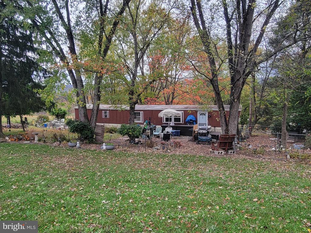40 SMITH ROAD